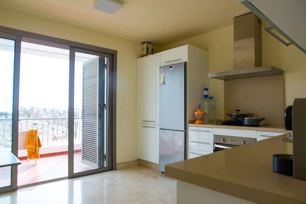 2 Bedrooms Apartment In Magnolia Golf Resort, La Caleta Costa Adeje  Eksteriør bilde